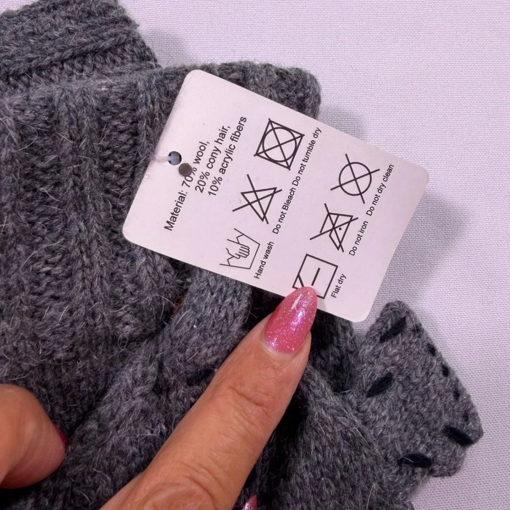 Yan & Lei Gray Wool Blend Elephant Convertible Fingerless Mitten Gloves